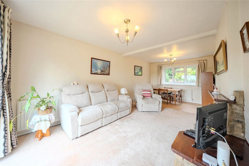 Property photo 3 of 10 Picture No. 04