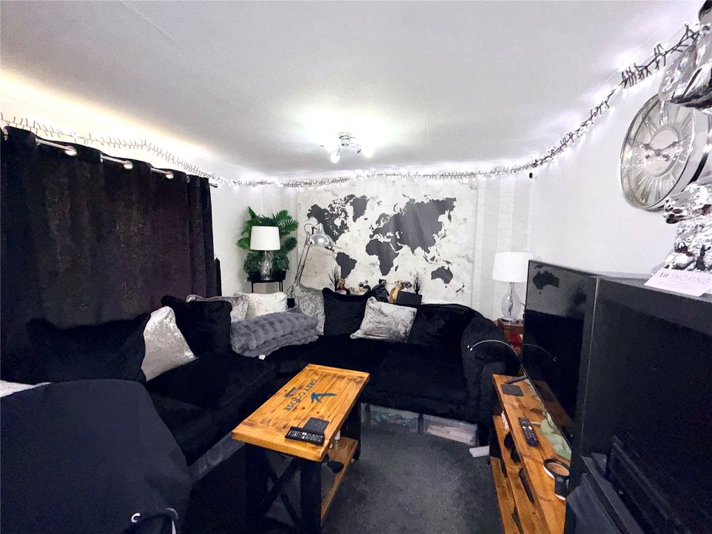Property photo 2 of 7 Picture No. 05