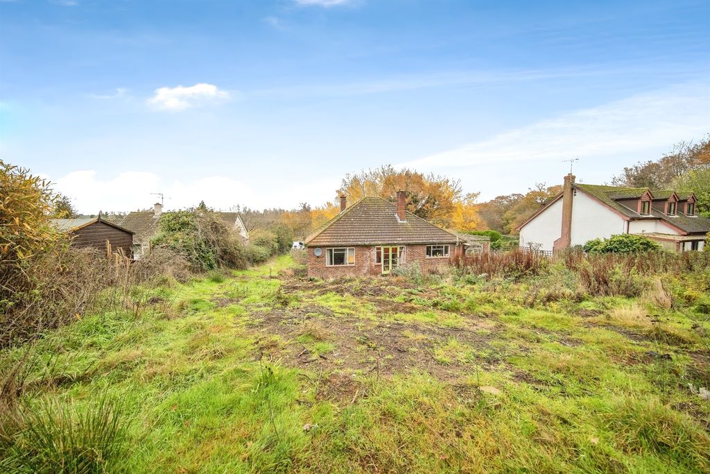 Property photo 3 of 18