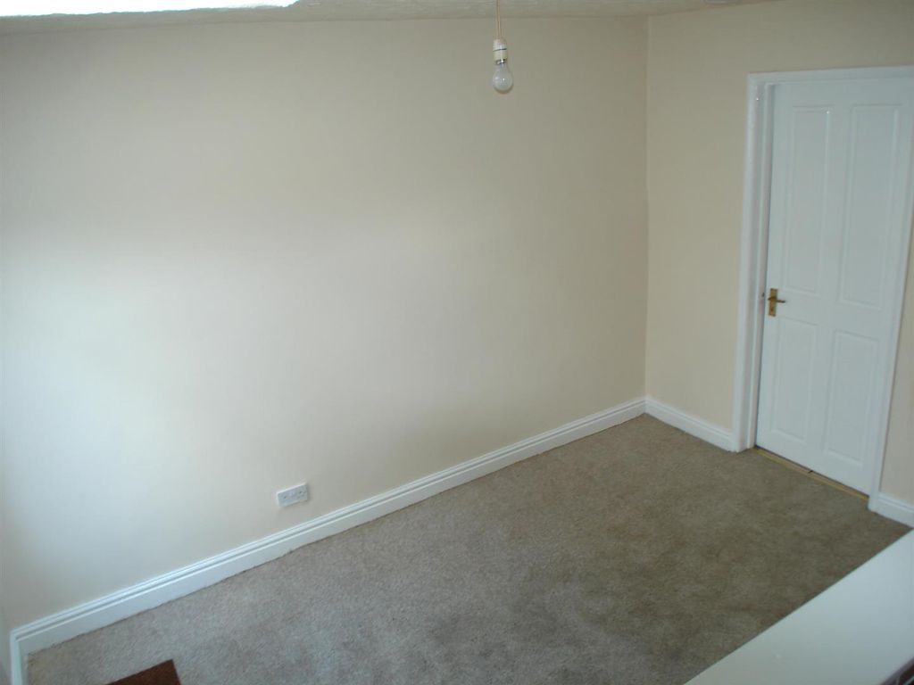 Property photo 2 of 3