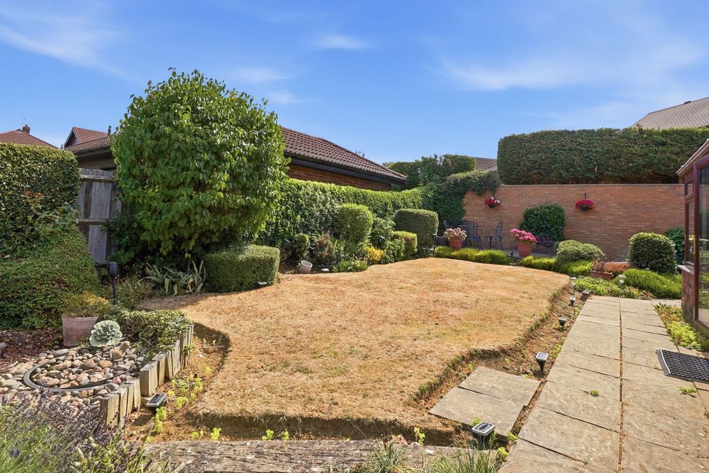 Property photo 3 of 29 Rear Garden