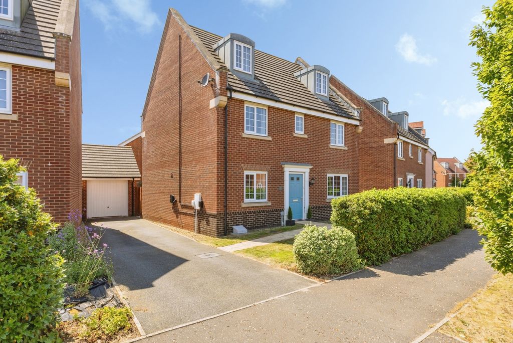 Property photo 1 of 27 Pbox-Img.Jpg