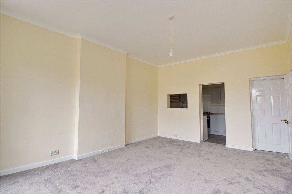 Property photo 2 of 9 Picture No. 05