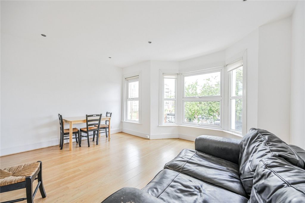 Property photo 3 of 10 Picture No. 03