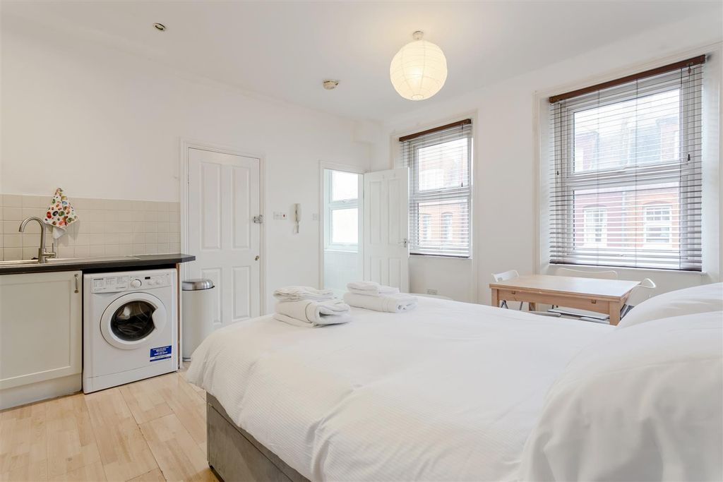 Property photo 3 of 7 Cha568Onur-4.Jpg