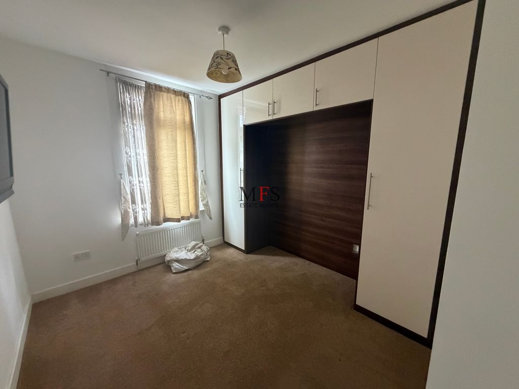 Property photo 3 of 44 Photo 1