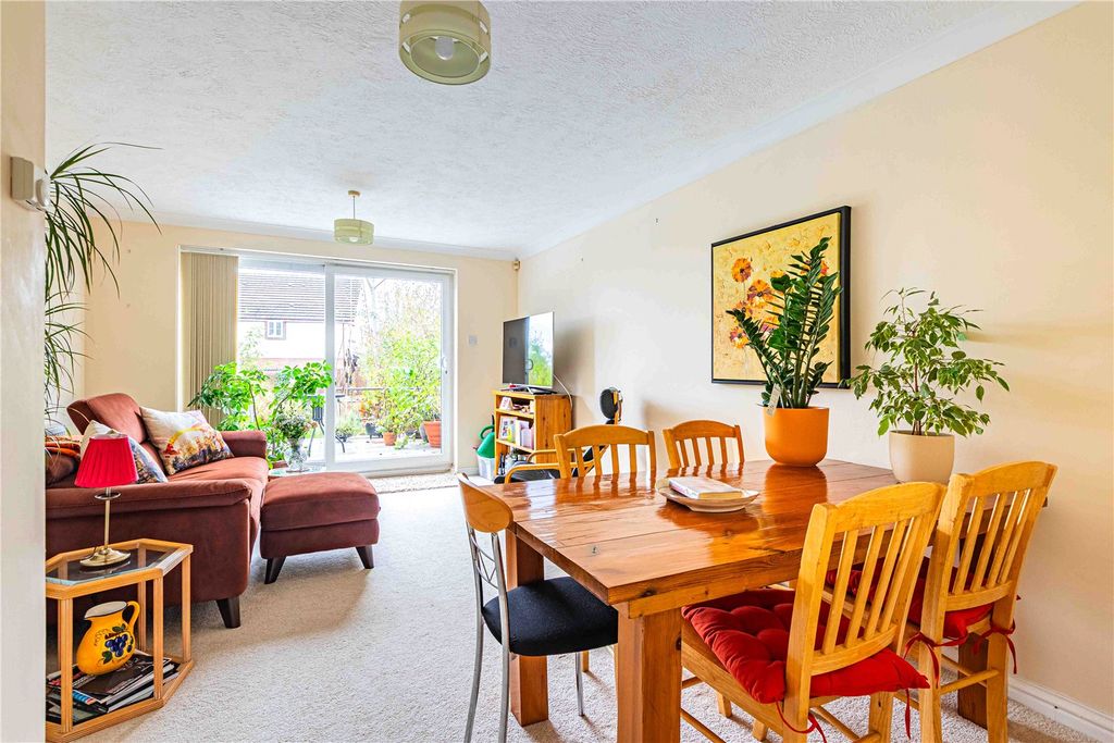 Property photo 2 of 17 Picture 2