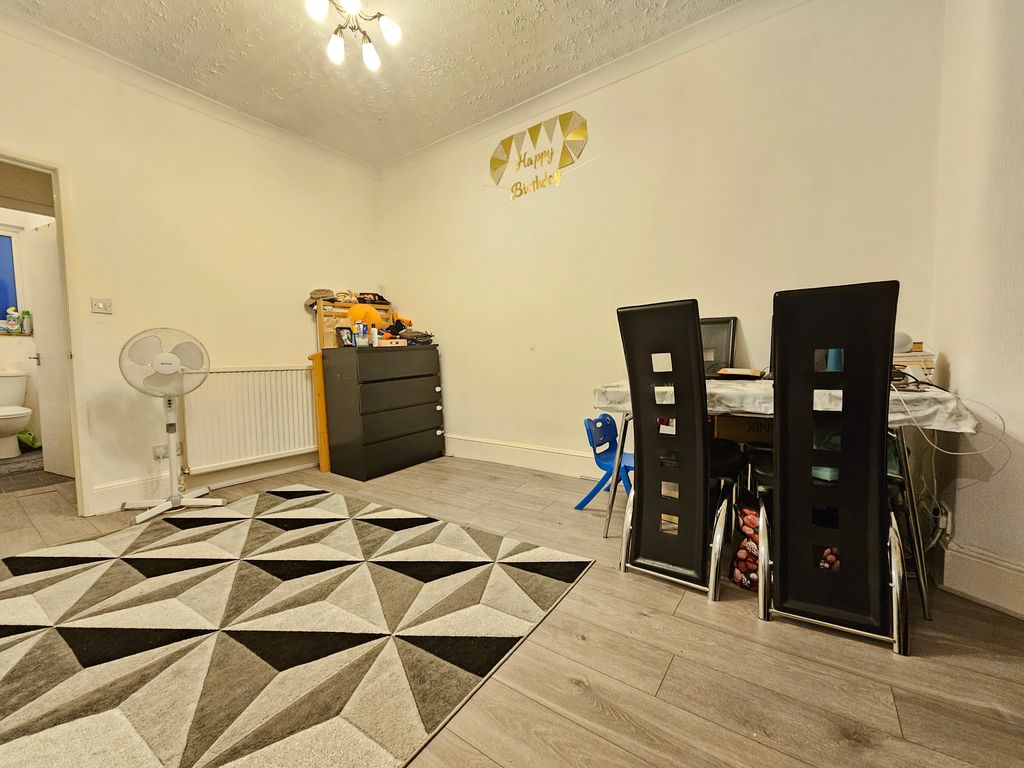 Property photo 3 of 7 20230921 192954