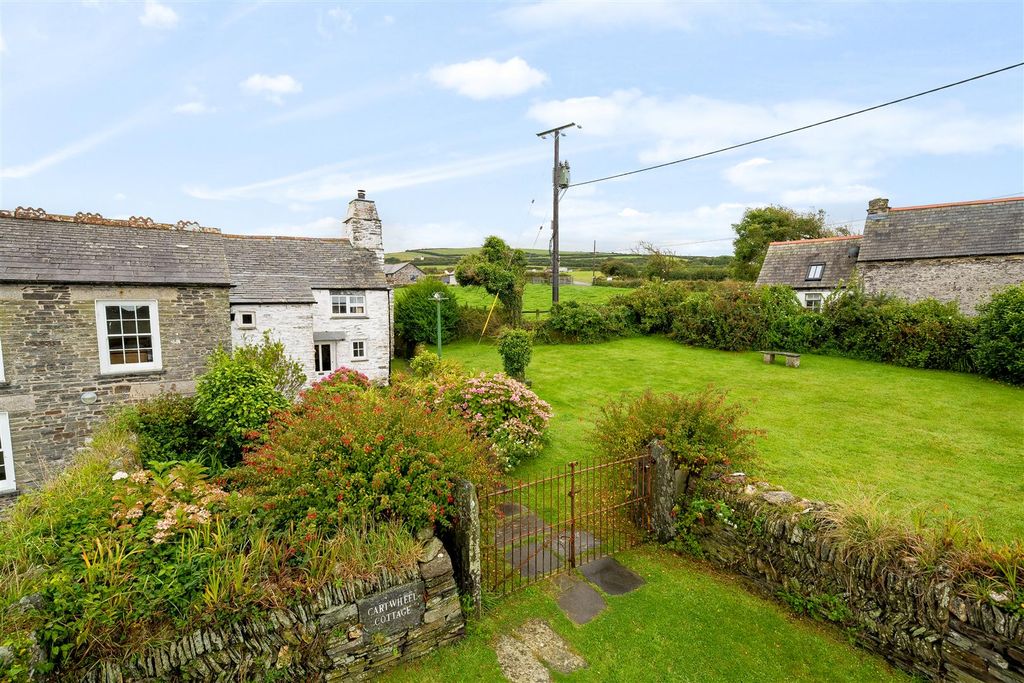 Property photo 2 of 34