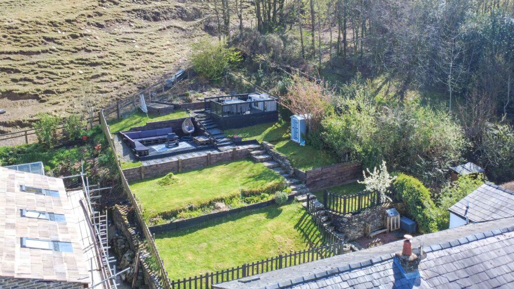 Property photo 2 of 58