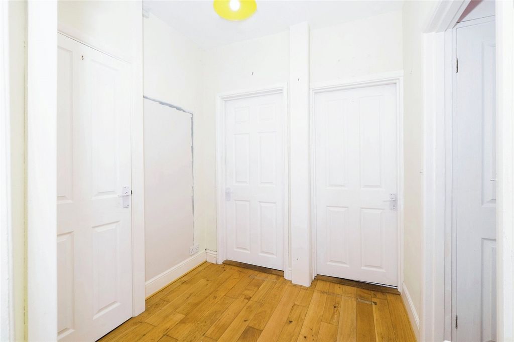 Property photo 3 of 15 Picture No. 07