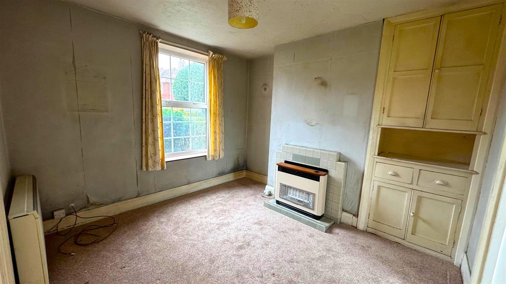 Property photo 3 of 16 Dining Room.Jpg