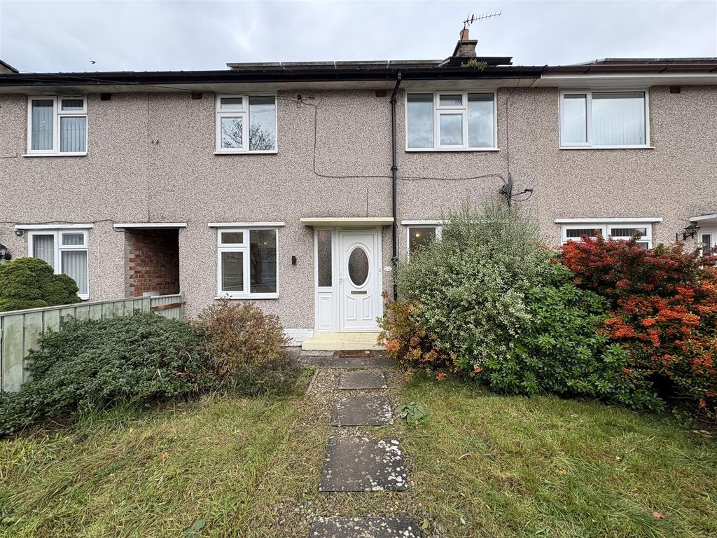 Property photo 2 of 21 Externally