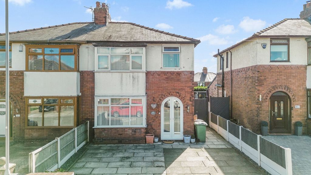 Property photo 1 of 23