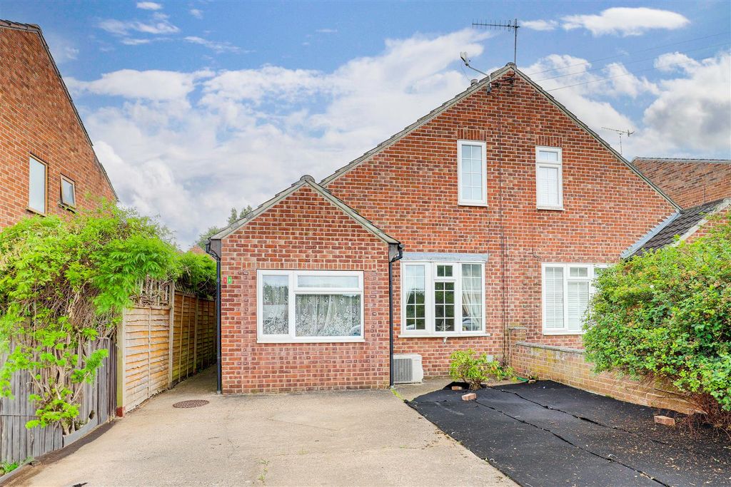 Property photo 1 of 16 1596.Jpg