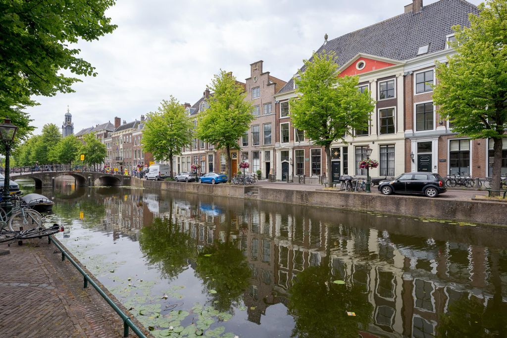 Property photo 3 of 64