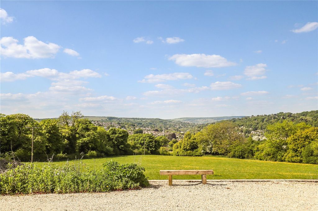 Property photo 2 of 18 View