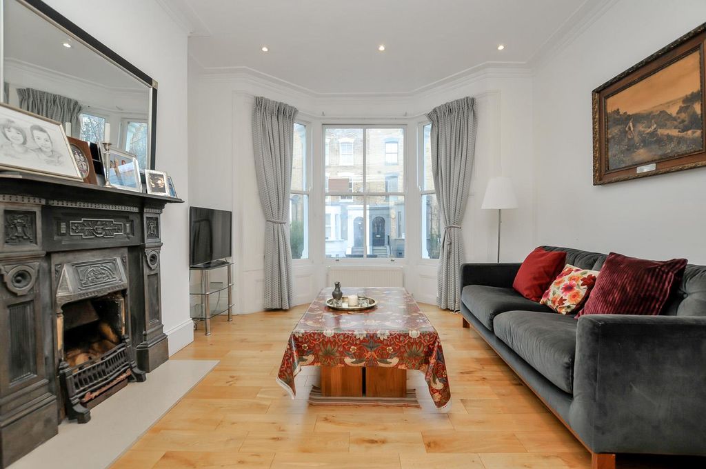 Property photo 2 of 22 10.Jpg