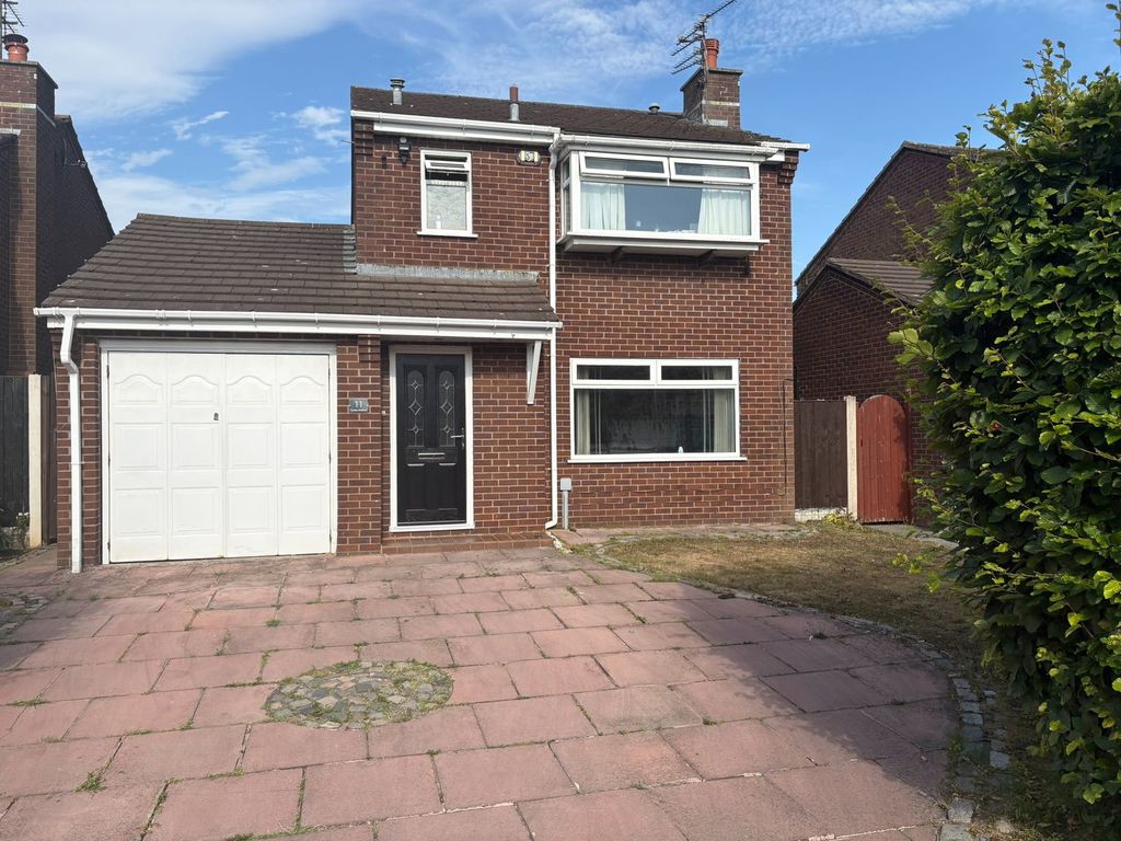 Property photo 1 of 32
