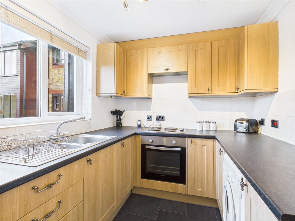 Property photo 2 of 6 Picture No. 05