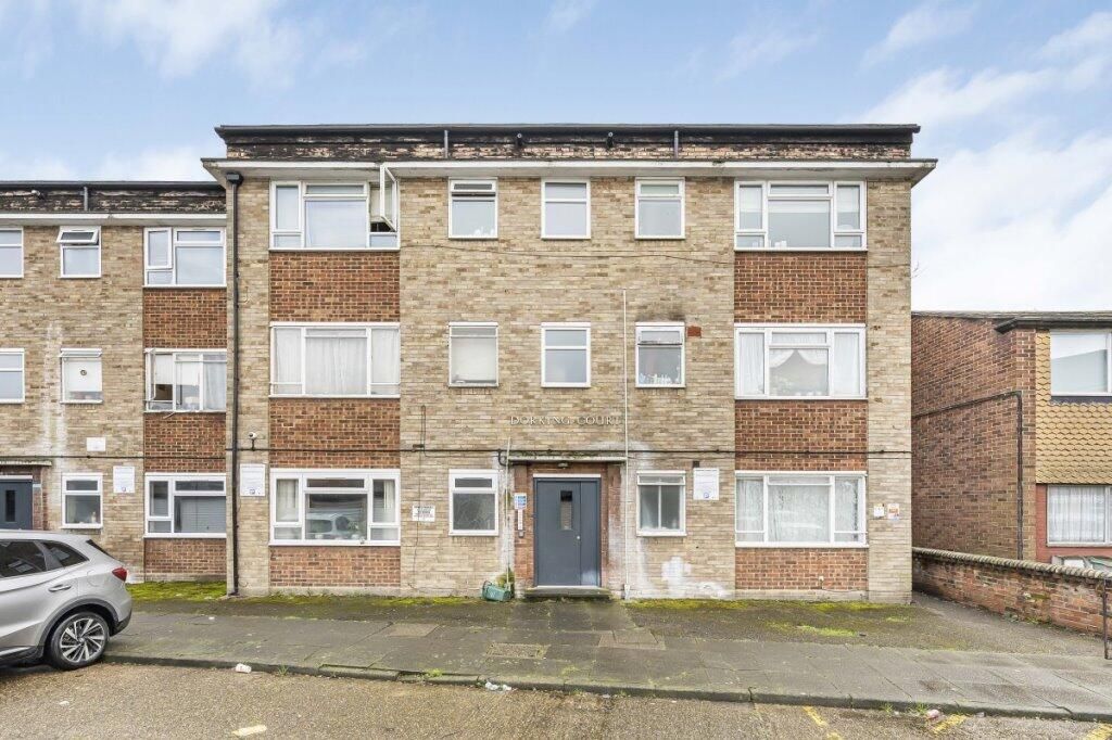 Property photo 1 of 1