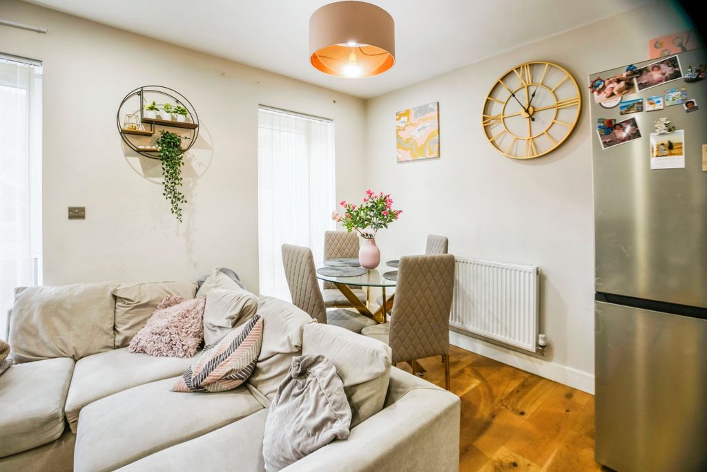 Property photo 2 of 14 Open Plan Living