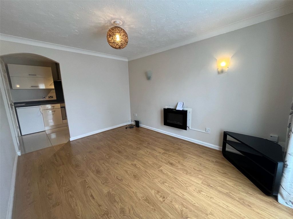 Property photo 3 of 15 Picture No. 15