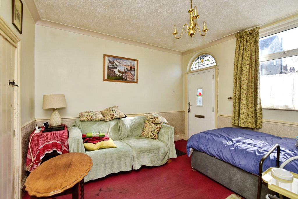Property photo 2 of 15 Pbox-Img.Jpg