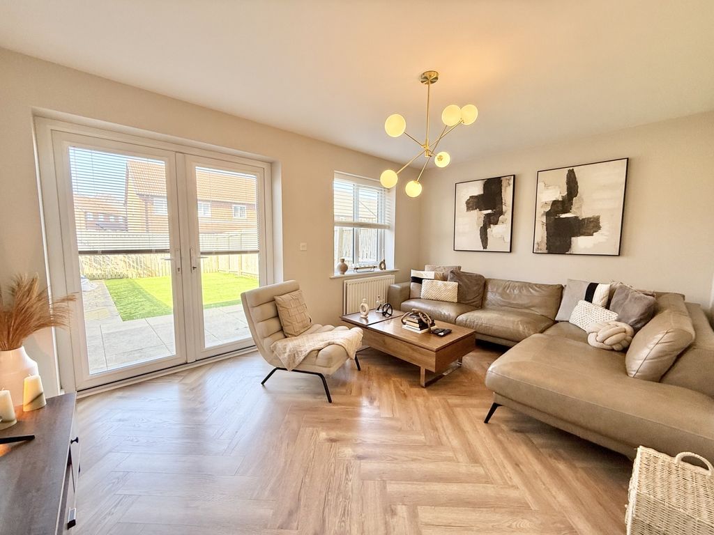 Property photo 3 of 19 Img_9027