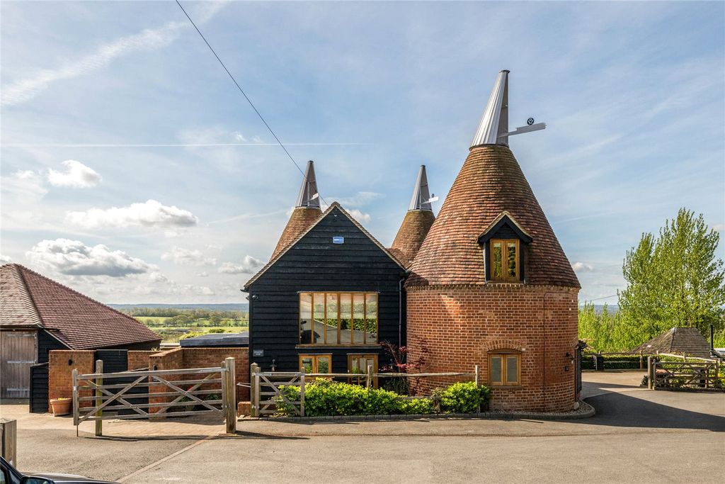 Property photo 3 of 28 Front Elevation