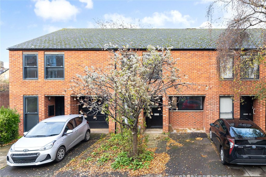 Property photo 1 of 18 Front Exterior