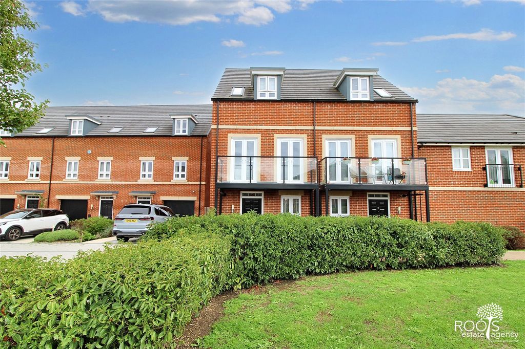 Property photo 1 of 16 Picture No. 03