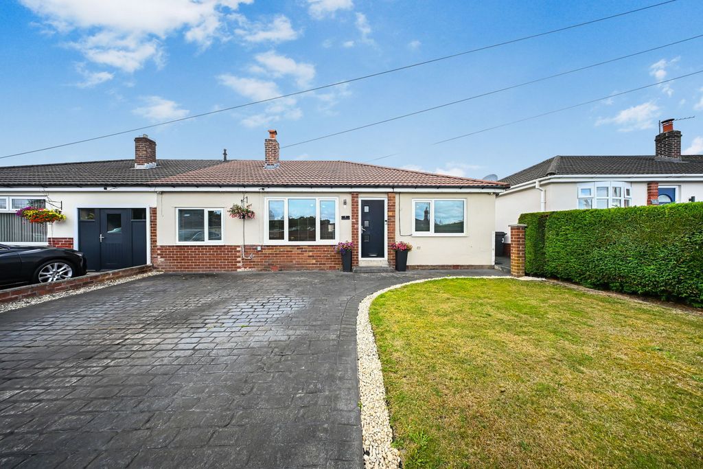 Property photo 1 of 30
