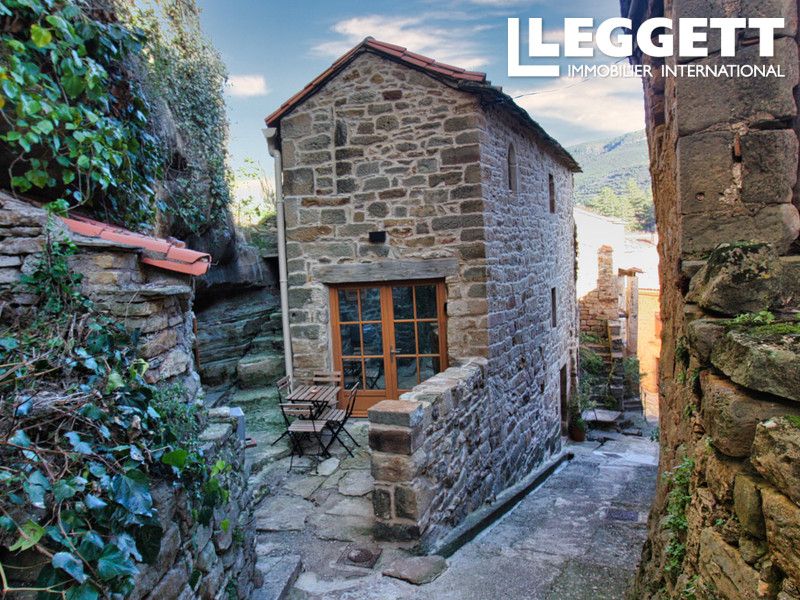 Property photo 2 of 10