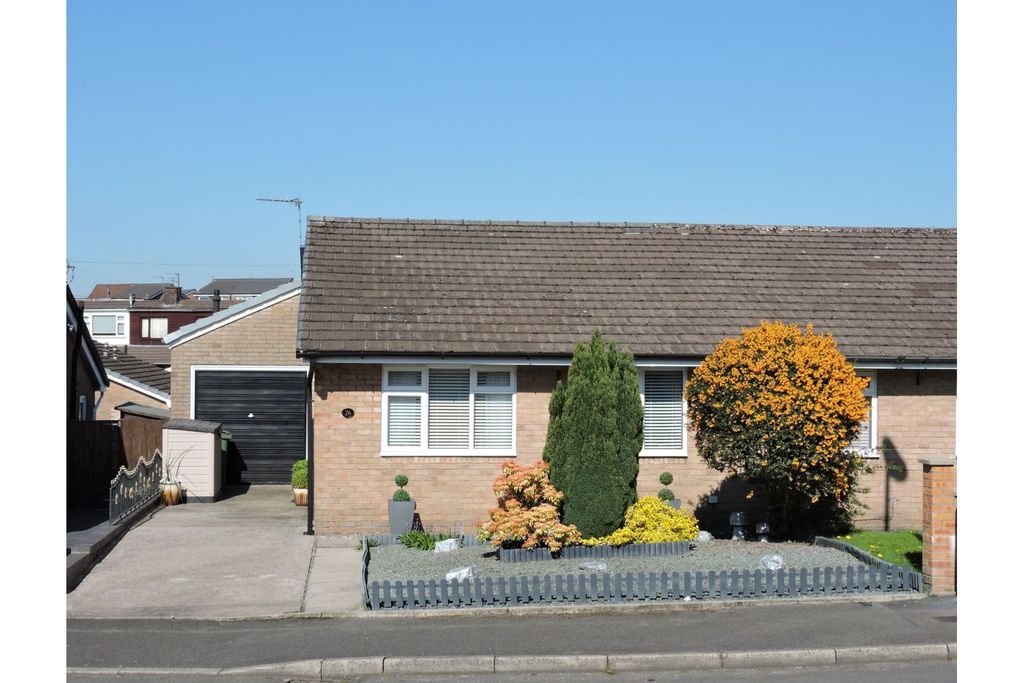 Property photo 1 of 20 Front View