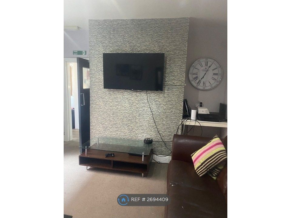 Property photo 2 of 29