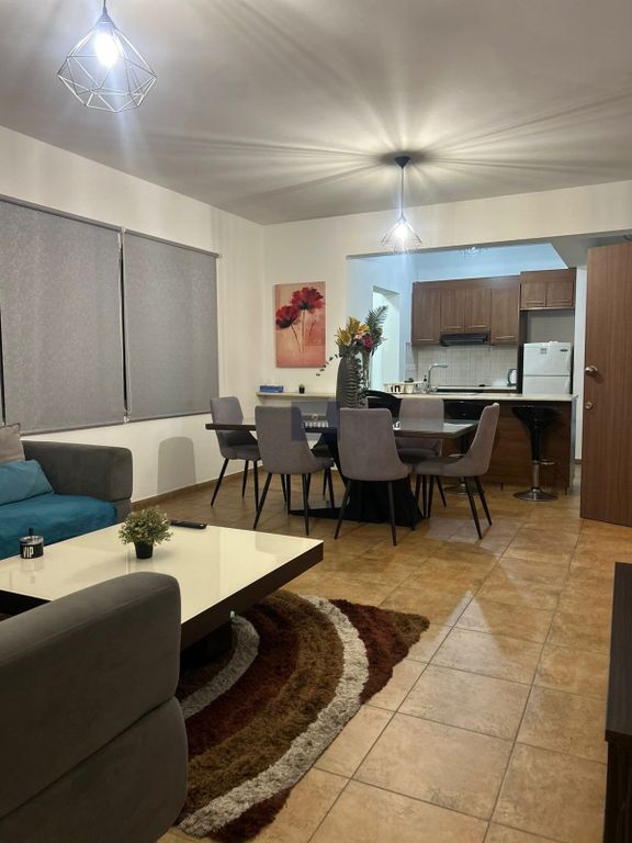 Property photo 3 of 27