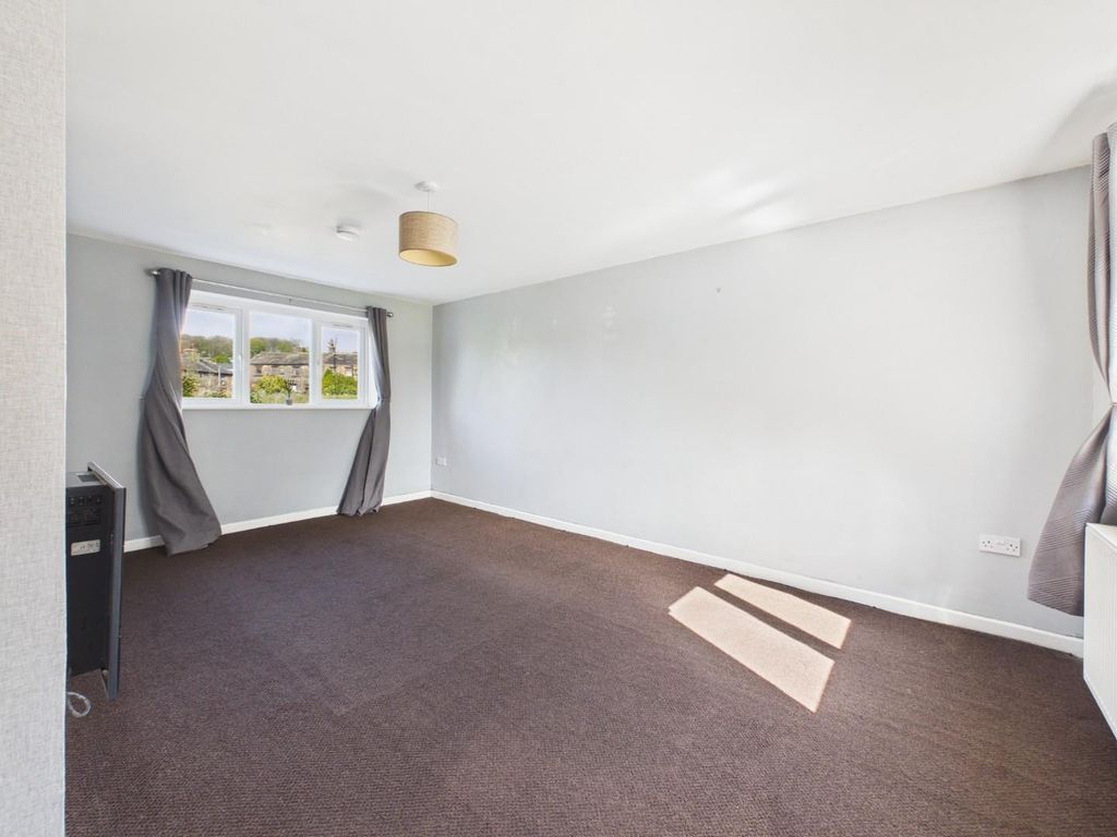 Property photo 3 of 15 Cam04899G0-Pr0341-Still010.Jpg