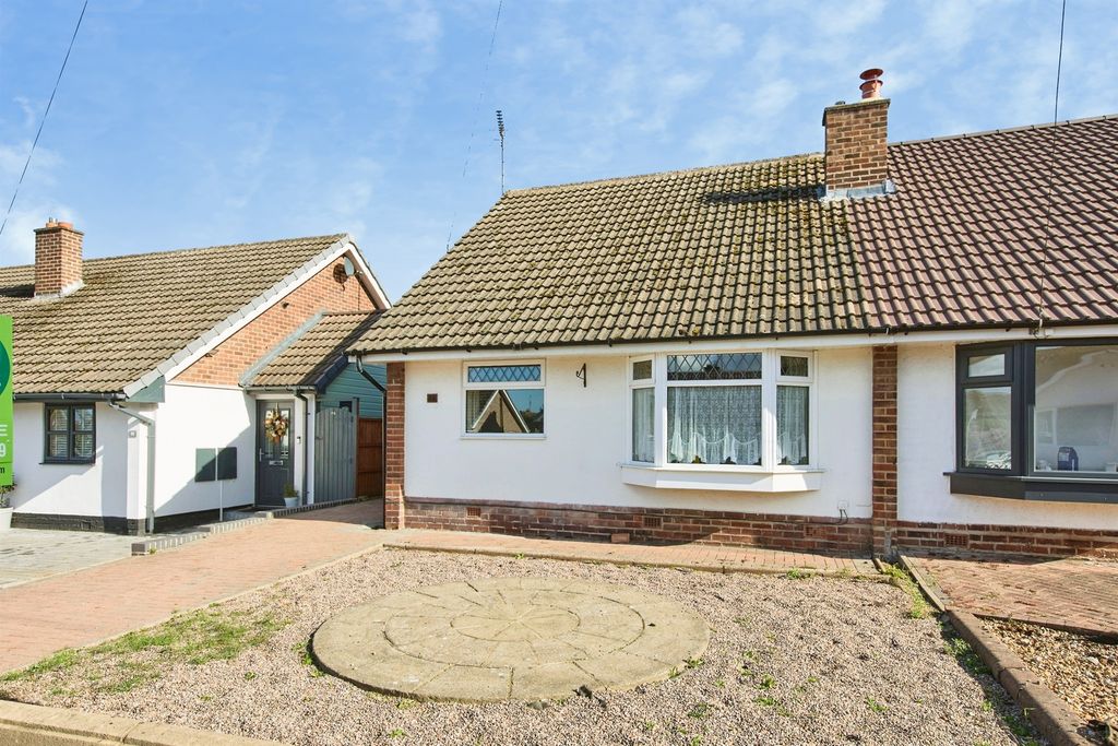 Property photo 2 of 19