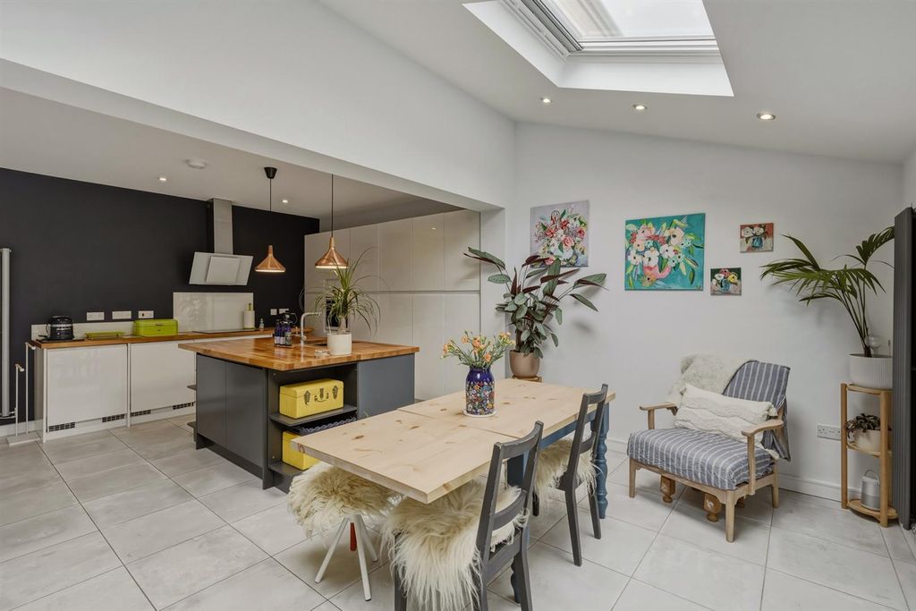 Property photo 3 of 28 17-Whitehallrd-021.Jpg