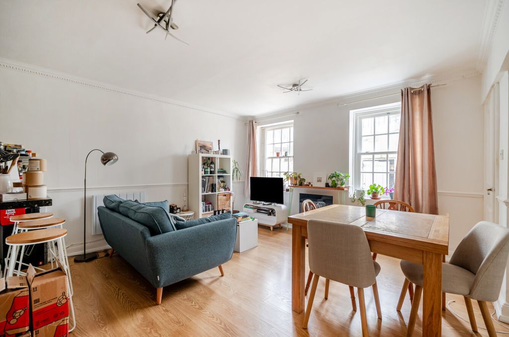 Property photo 3 of 12 1530190-17-1A1201...