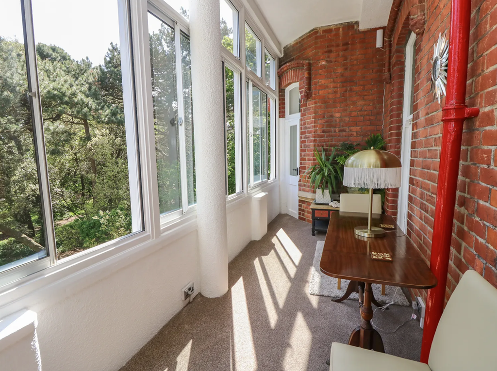 Property photo 3 of 20 Enclosed Balcony
