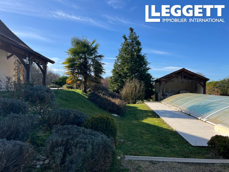 Property photo 2 of 10