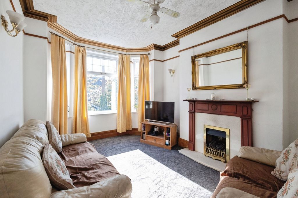 Property photo 2 of 24 Pbox-Img.Jpg