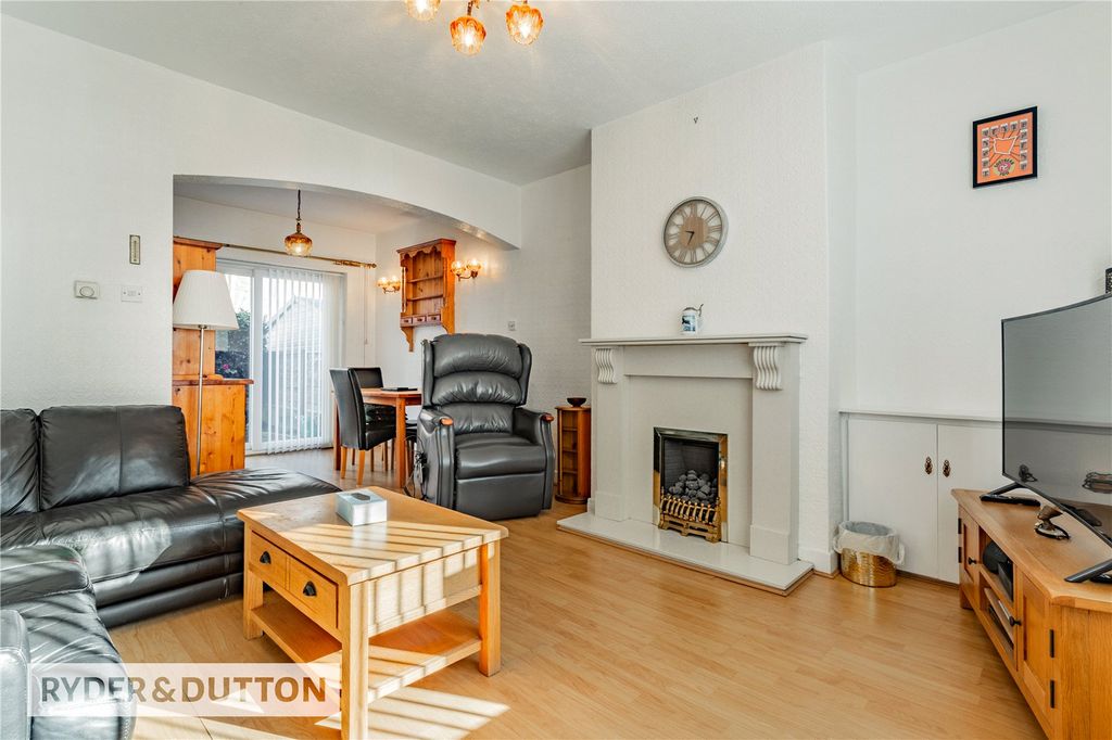 Property photo 2 of 19 Picture No. 18