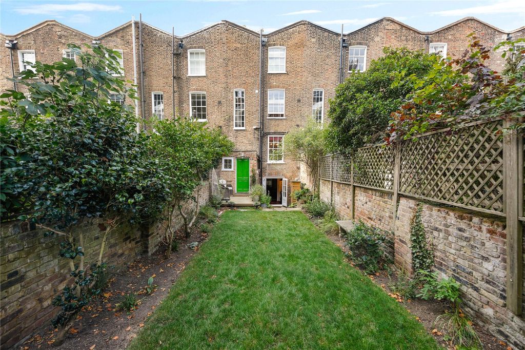 Property photo 2 of 20 Picture No. 40