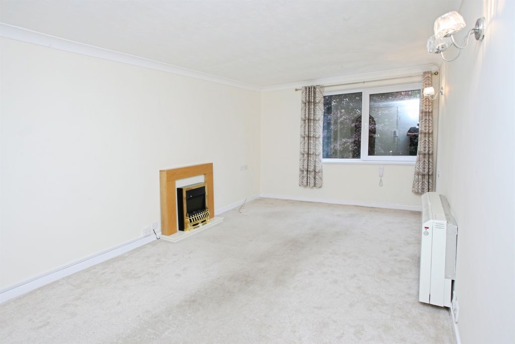 Property photo 3 of 11