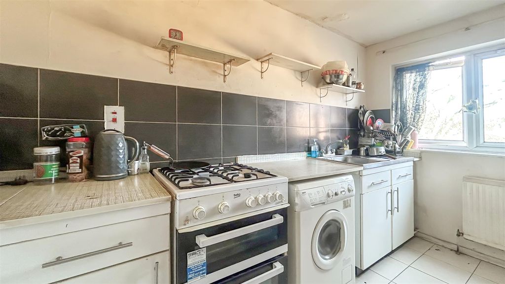 Property photo 2 of 4 4-2.Jpg