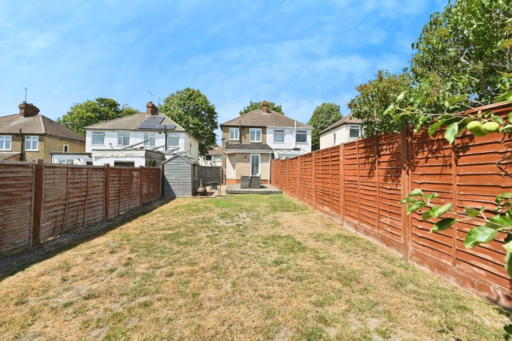 Property photo 2 of 16 Photo