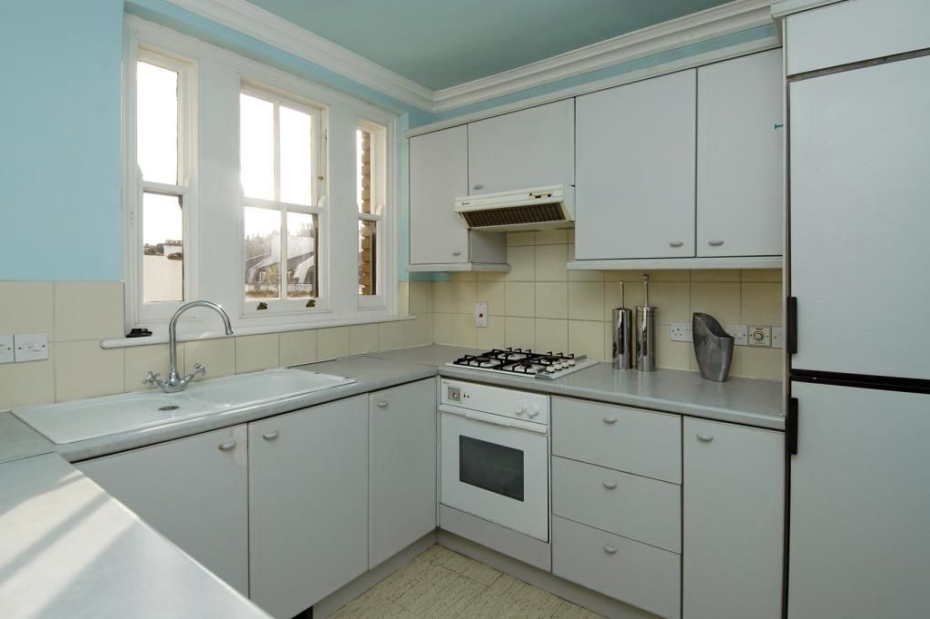 Property photo 3 of 3 Kitchen